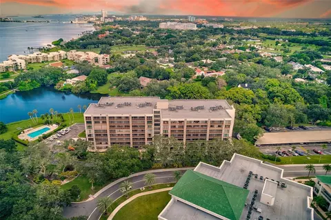 220 Belleview Blvd #811, Belleair, FL 33756