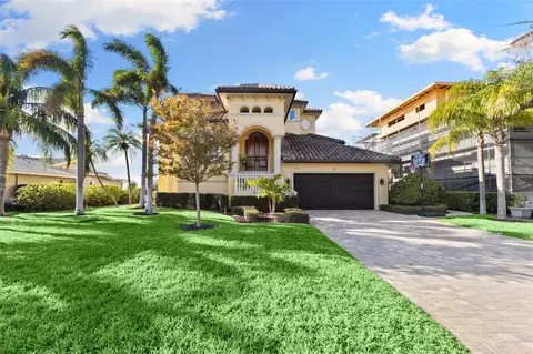 110 Driftwood Ln, Largo, FL 33770