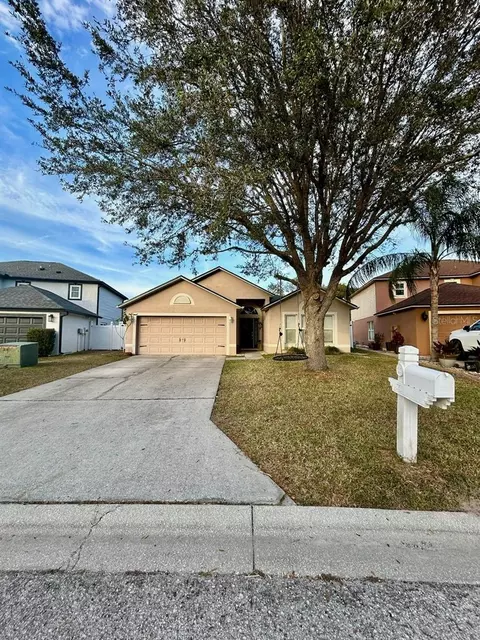 5448 Treig Ln, Wesley Chapel, FL 33545