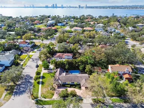 206 Bosphorous Ave, Tampa, FL 33606