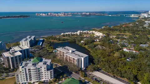 220 Belleview Blvd #501, Belleair, FL 33756