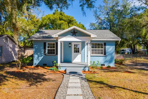 5702 8th St, Zephyrhills, FL 33542