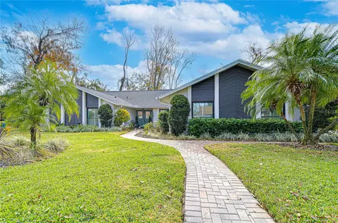 105 Locust Dr, Brandon, FL 33511