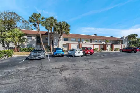 2750 E Bay Dr #11E, Largo, FL 33771