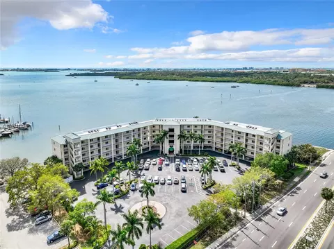 8800 Bay Pines Blvd #115, Saint Petersburg, FL 33709