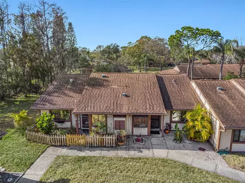 106 Edgewood Ct, Oldsmar, FL 34677