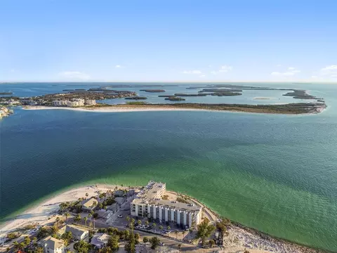 200 1st Ave #312, Saint Pete Beach, FL 33706