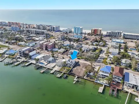 14157 N Bayshore Dr, Madeira Beach, FL 33708