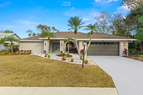 5713 39th Street Cir E, Bradenton, FL 34203