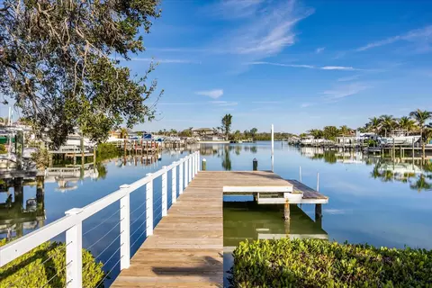 340 79th St S, Saint Petersburg, FL 33707