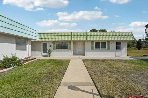 1802 Bedford Ln #13, Sun City Center, FL 33573