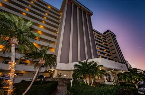 4550 Cove Cir #804, Saint Petersburg, FL 33708