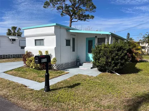 12674 Seminole Blvd #M18, Largo, FL 33778