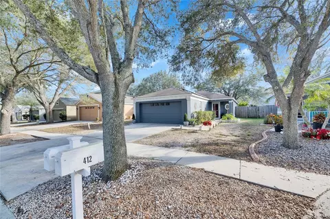 410 Pine Pointe Ct, Seffner, FL 33584