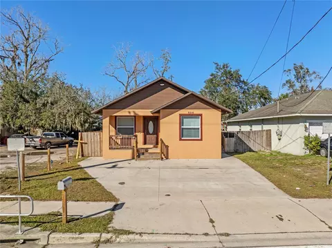 806 E Laura St, Plant City, FL 33563