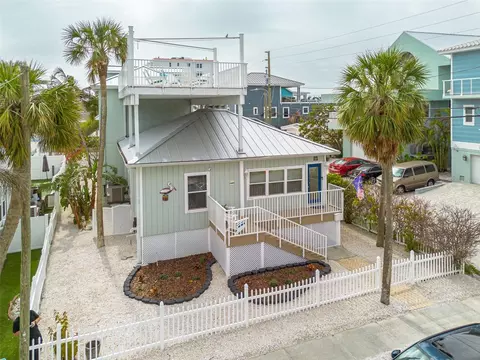 106 7th Ave, Saint Pete Beach, FL 33706
