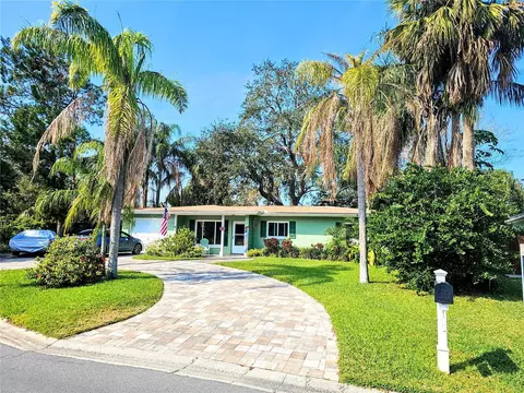 1410 Bass Blvd, Dunedin, FL 34698