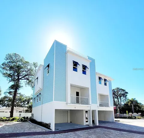 1413 Bayshore Blvd #9, Dunedin, FL 34698