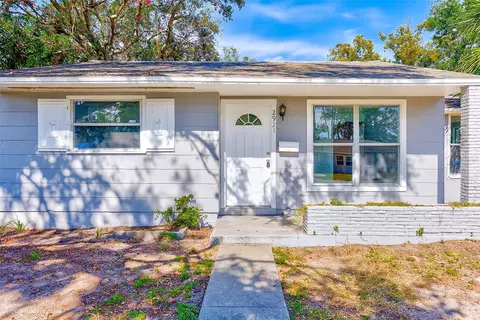 2921 24th Ave S, Saint Petersburg, FL 33712
