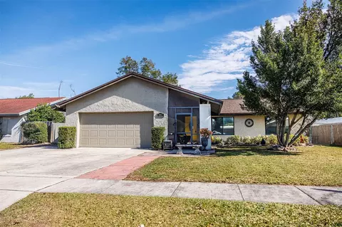 203 Doverwood Rd, Fern Park, FL 32730