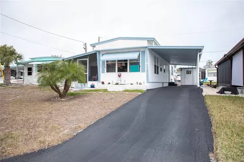 5629 Riverview Dr, New Port Richey, FL 34652