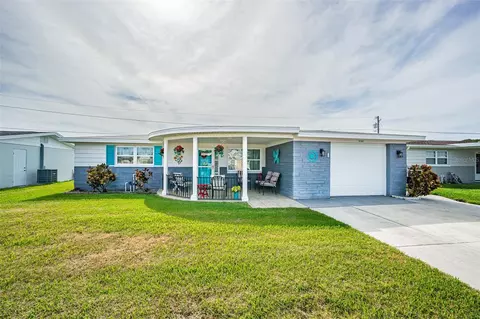 5040 Victoria Ln, Holiday, FL 34690
