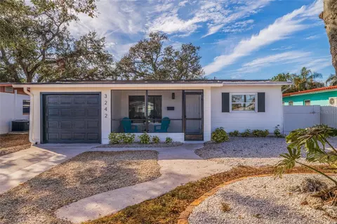 3242 37th St N, Saint Petersburg, FL 33713