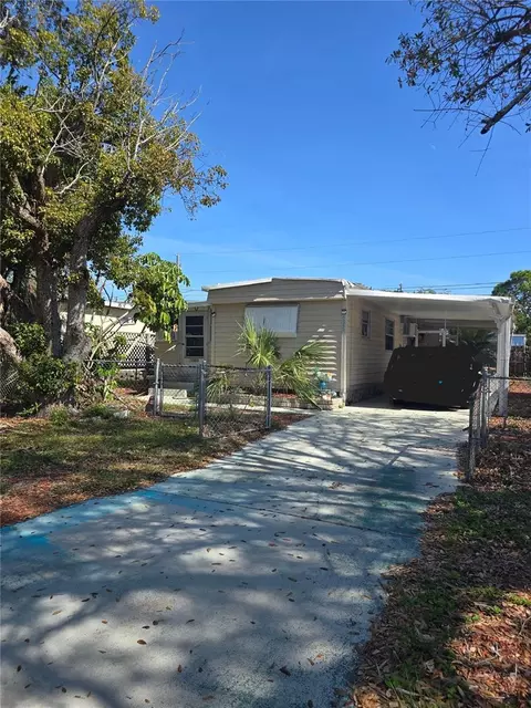 5255 E Park St N, Saint Petersburg, FL 33709