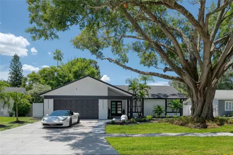 14040 Cascade Ln, Tampa, FL 33618