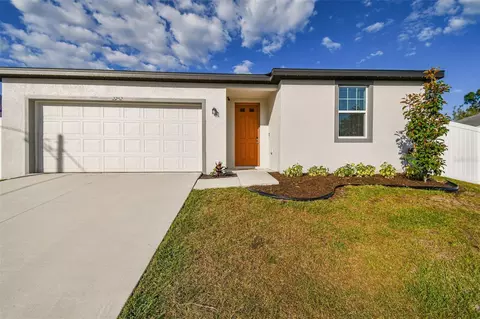 2252 Maximilian Ave, Spring Hill, FL 34609