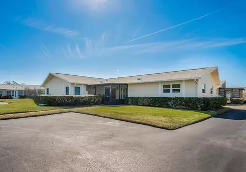 2820 Highlands Blvd #A, Palm Harbor, FL 34684