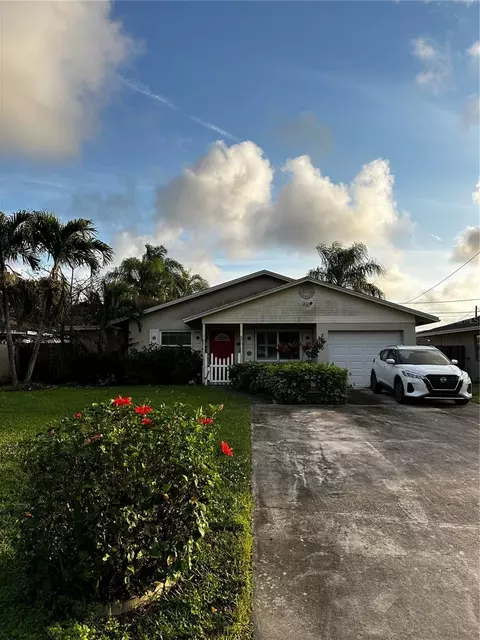 3650 Brooklyn Ln, Lake Worth, FL 33461