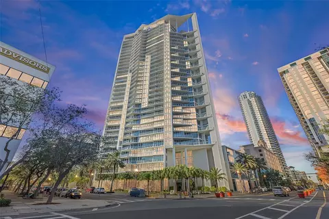 175 1st St S #211, Saint Petersburg, FL 33701