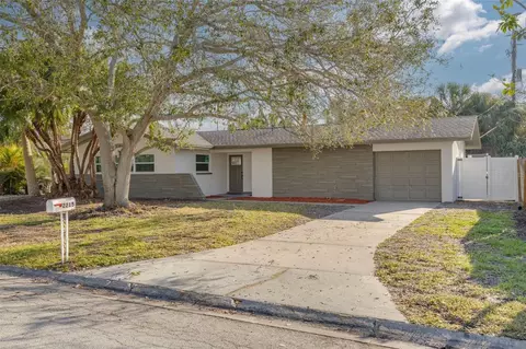 2215 Cedar Dr, Dunedin, FL 34698