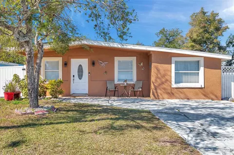 8510 River Oaks Dr, Tampa, FL 33615