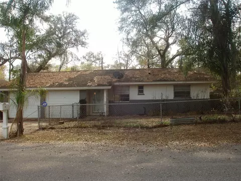 3401 Riderwood Dr, Dade City, FL 33523