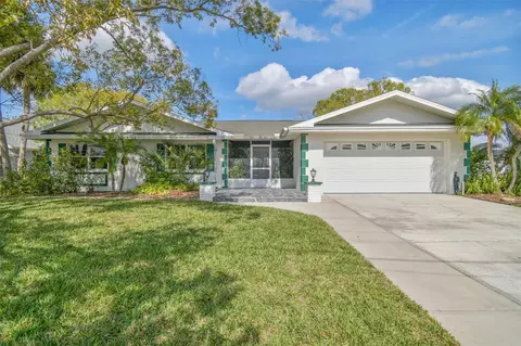 705 Spanish Main Dr, Apollo Beach, FL 33572 photo 1