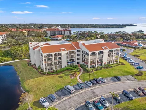 134 Mariner Dr #134, Tarpon Springs, FL 34689