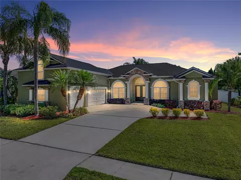1111 Carriage Park Dr, Valrico, FL 33594
