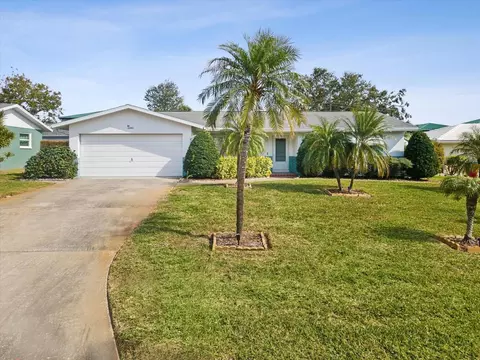 7547 Barry Ct, Seminole, FL 33772