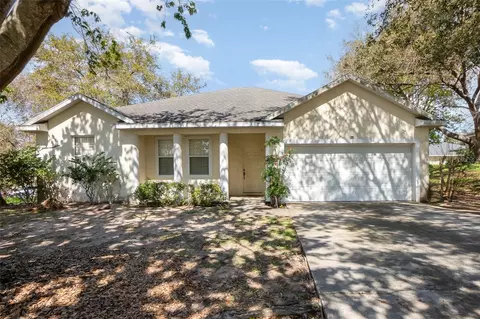 422 W Division St, Clermont, FL 34715