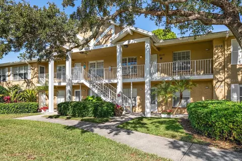 2112 Gulf View Blvd, Dunedin, FL 34698