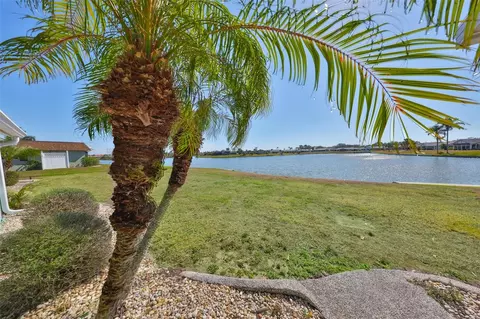 1806 Burlington Cir, Sun City Center, FL 33573