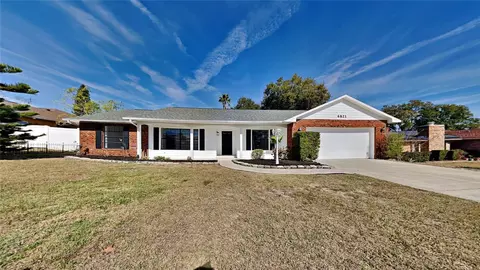 6821 Rembrandt Dr, Orlando, FL 32818