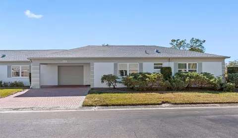 8256 Annwood Rd #8256, Seminole, FL 33777