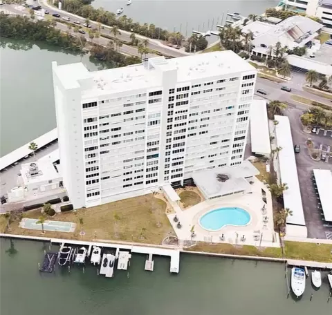 31 Island Way #703, Clearwater, FL 33767