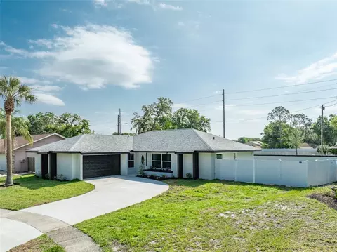 734 Fortuna Dr, Brandon, FL 33511