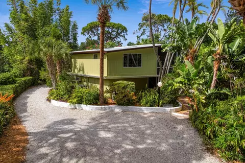711 Pinellas Point Dr S, Saint Petersburg, FL 33705