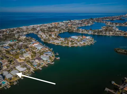 1215 Bay Shore Blvd, Indian Rocks Beach, FL 33785