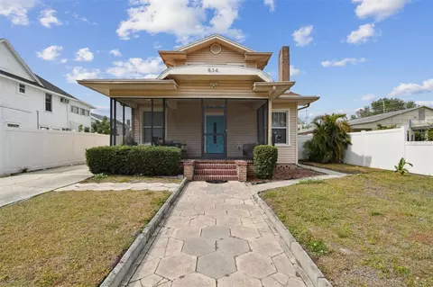 834 11th St N, Saint Petersburg, FL 33705